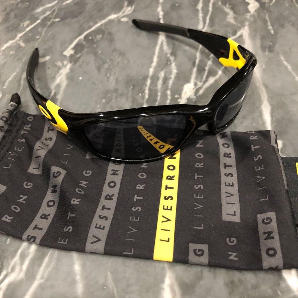 Oakley Straight jacket sunglasses